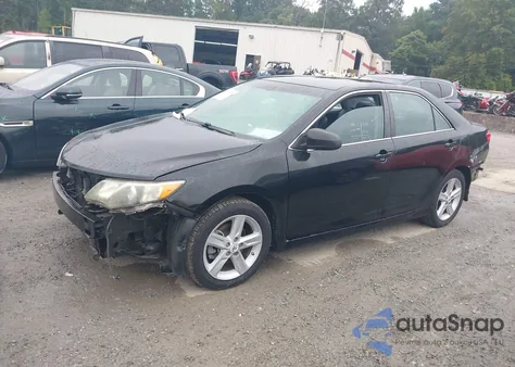 2012 Toyota Camry Se z USA, uszkodzony, nr VIN 4T1BF1FK8CU198616
